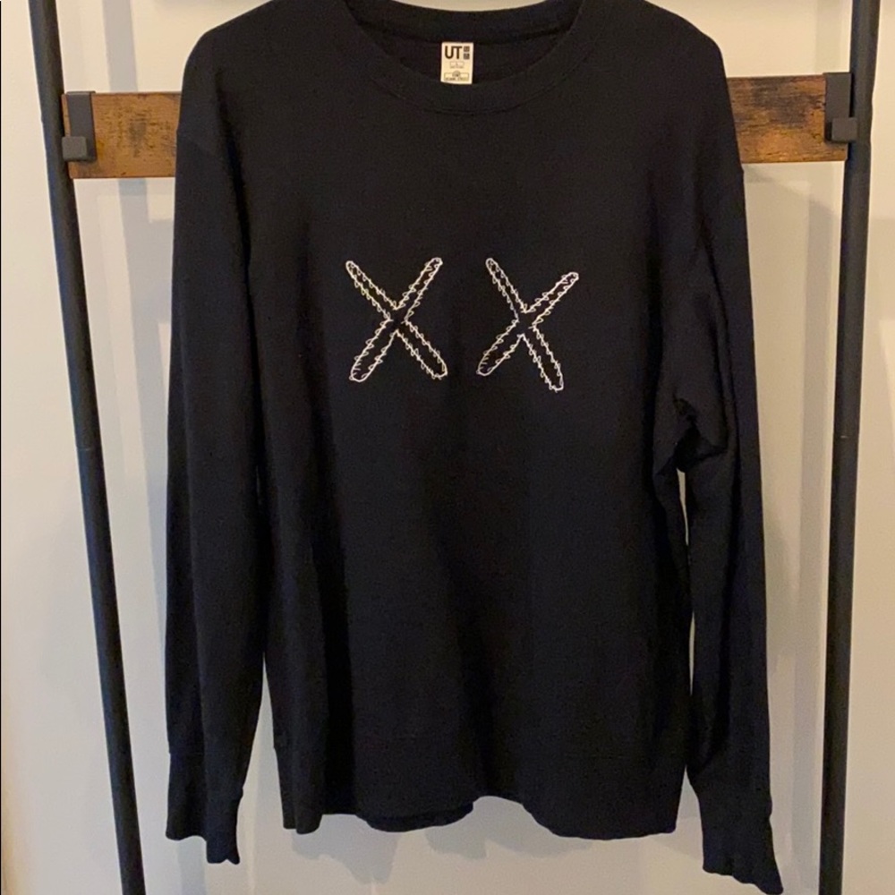 Uniqlo x KAWS Sesame Street Crew Neck (Black)